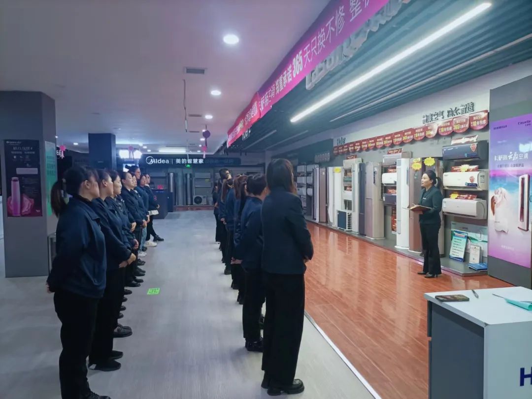 通过顾客沟通提高服务质量，胖东来的做法_胖东来如何让顾客感受到爱_肥胖客户的痛点