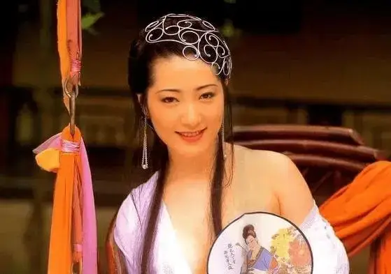 朱茵与香港电影的黄金年代_香港电影黄金年代_朱茵年代香港女星