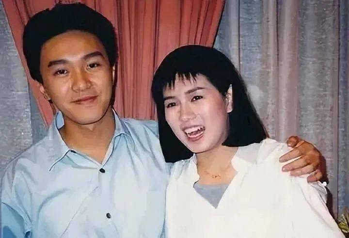香港电影黄金年代_朱茵年代香港女星_朱茵与香港电影的黄金年代