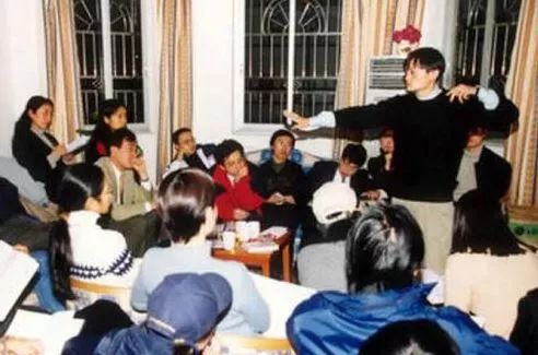马云抓住互联网机遇_马云组建的商人联盟_互联网时代的商人：马云的影响力