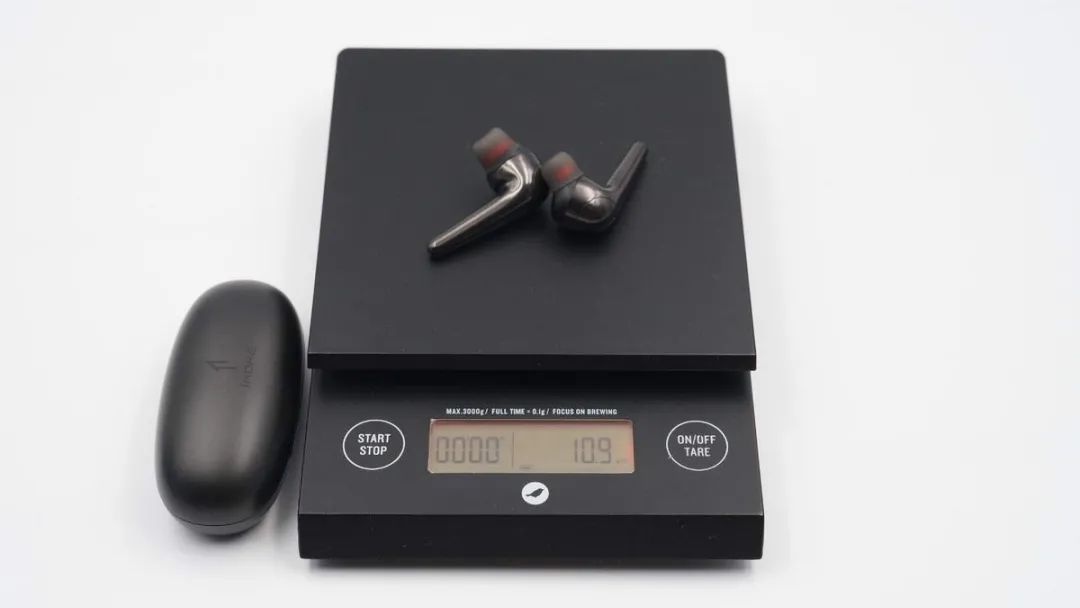 音箱耳机品牌_音响耳机哪个牌子好_评测一加的耳机与音响设备选择