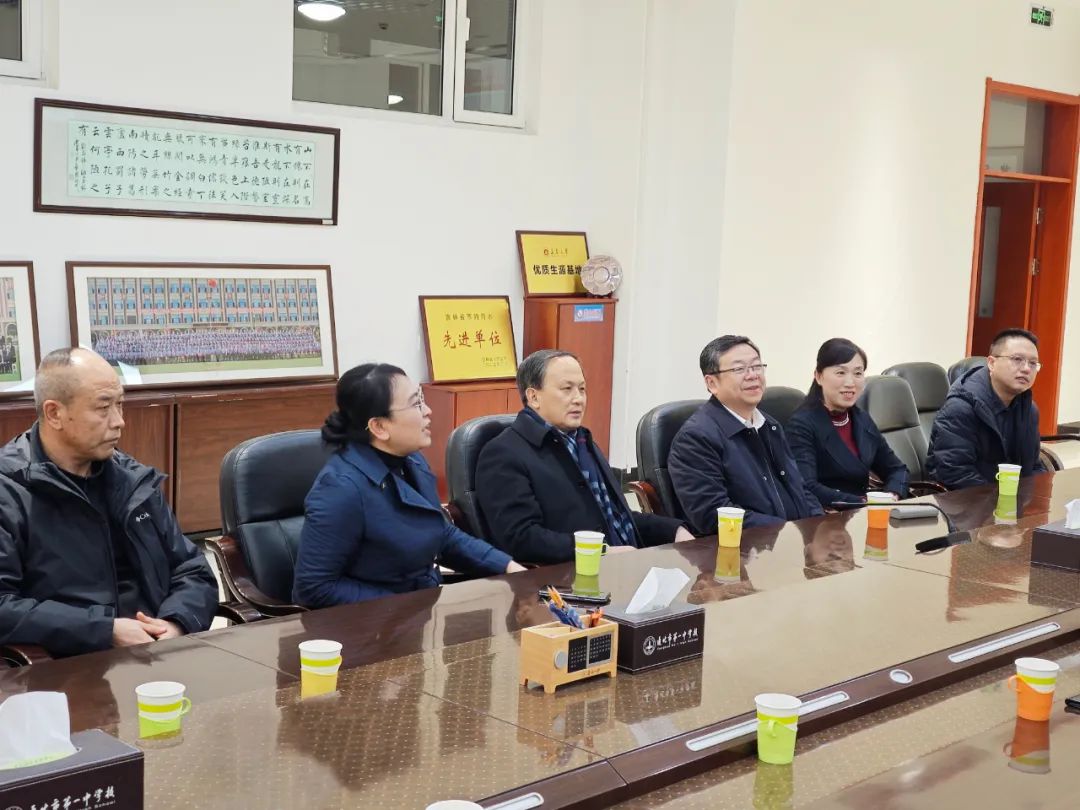 张国华的职场成长与人生历程_张国华的职场成长与人生历程_张国华的职场成长与人生历程