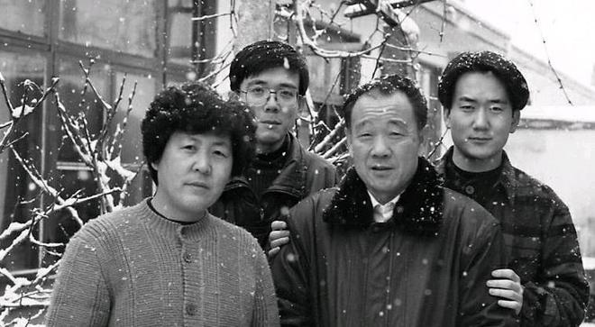 刘德华翻拍电影_刘德华电影宣传现场火爆程度_刘德华的影视作品市场反响