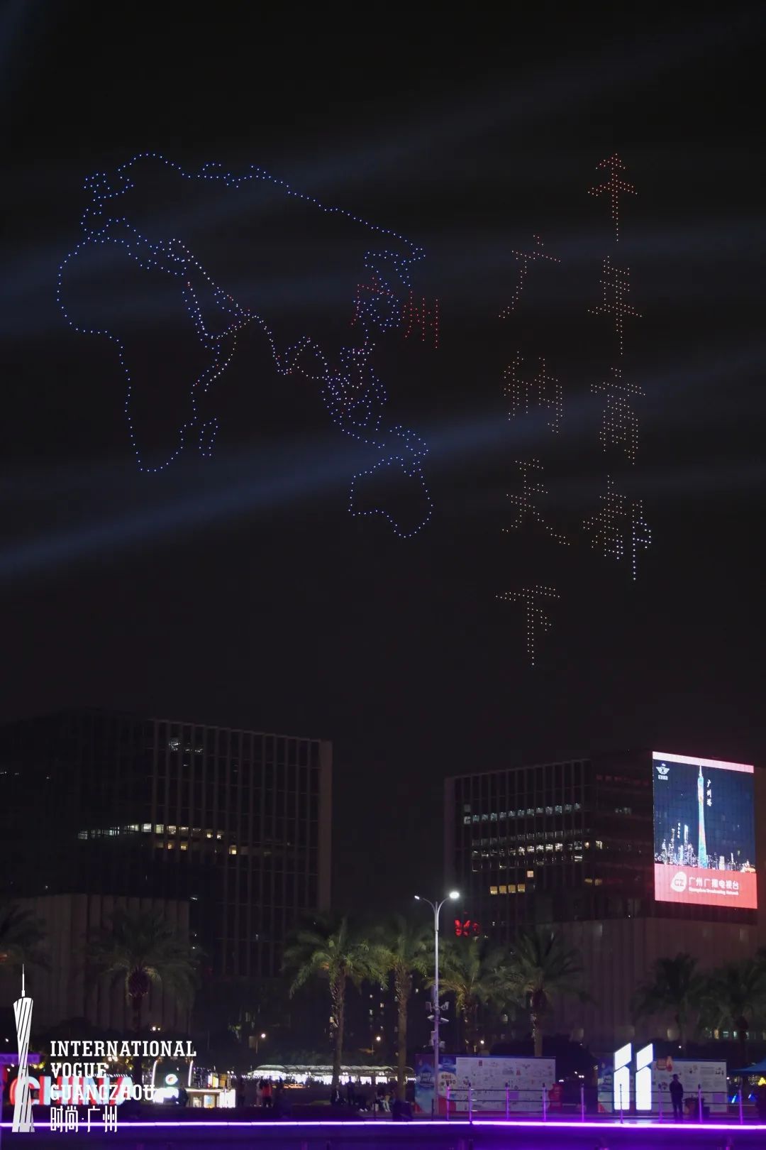 打造一个无人机表演的完美夜晚_夜空无人机表演_无人舞台