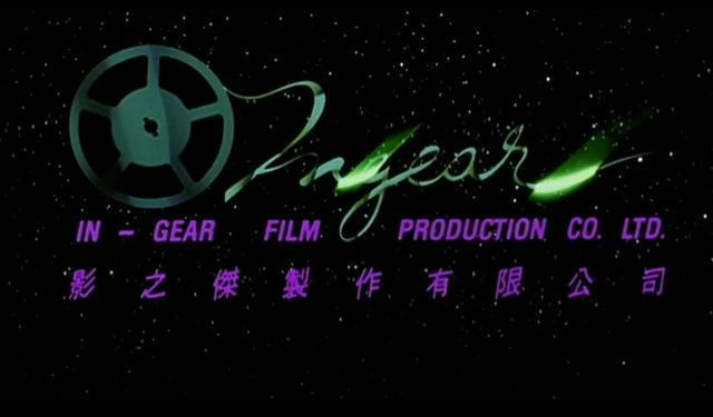 周润发 - 以《赌神》、《英雄本色》而闻名，华语电影界的传奇人物。_周润发英雄本色经典图片_周润发拍英雄本色前的境遇
