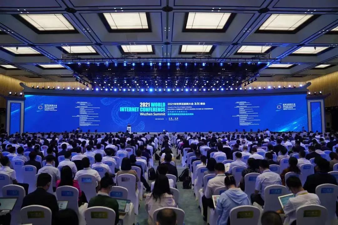 黄峥与互联网新经济的探索_黄峥与互联网新经济的探索_黄峥与互联网新经济的探索