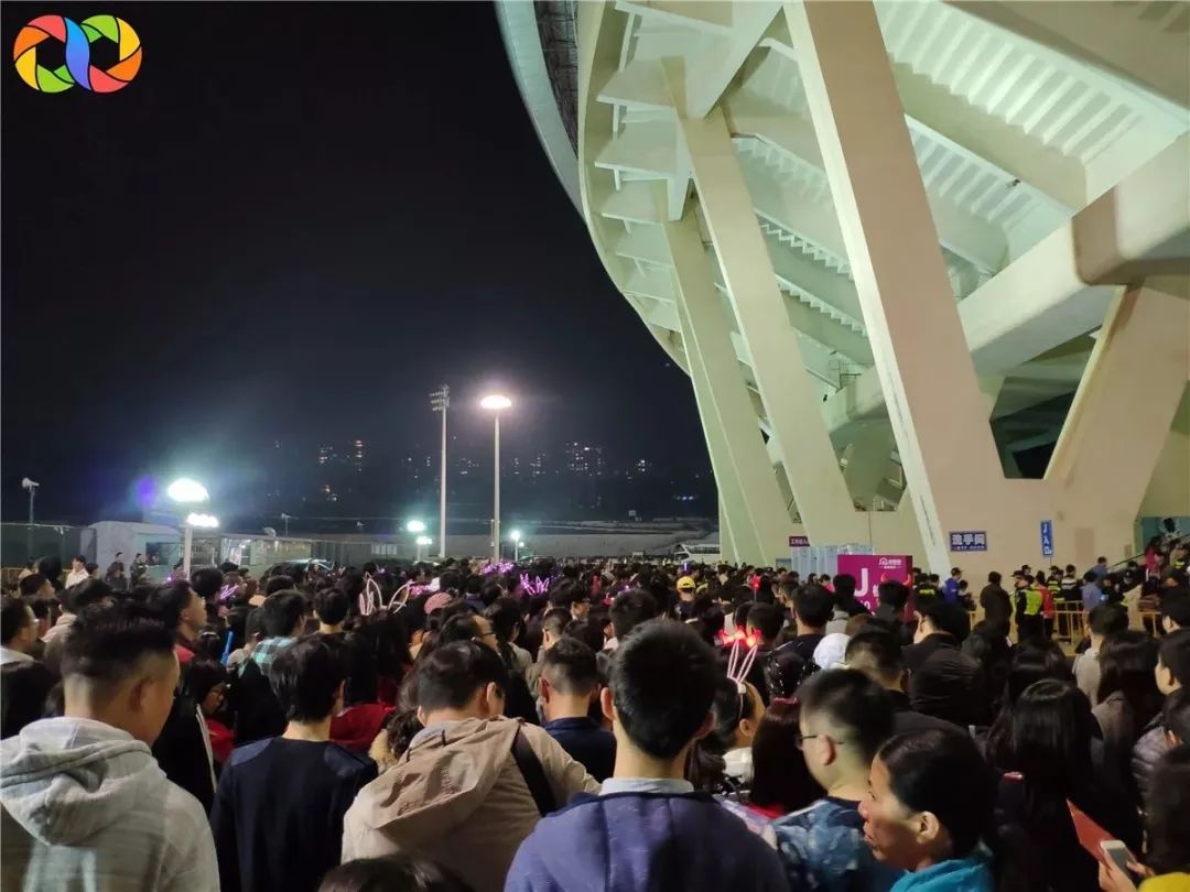 周杰伦的经典演出回顾，令人怀念_周杰伦怀旧歌曲_周杰伦怀旧
