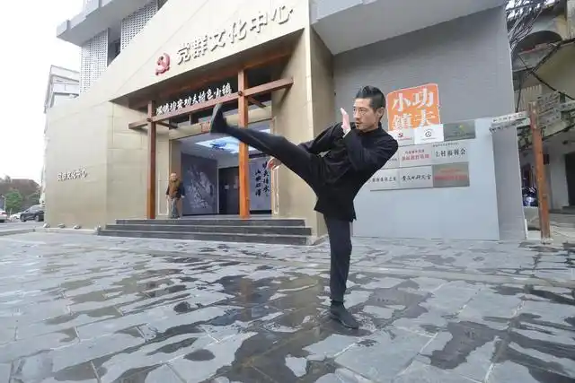 李小龙与中国武术精神_李小龙武术的终极目的_李小龙与中国武术的结合