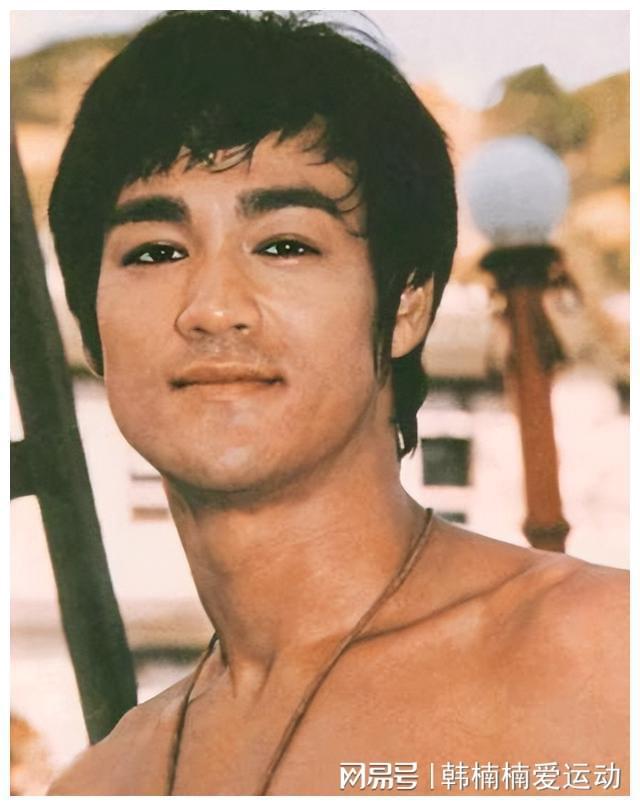 李小龙与中国武术的结合_李小龙与中国武术精神_李小龙对中华武术的贡献