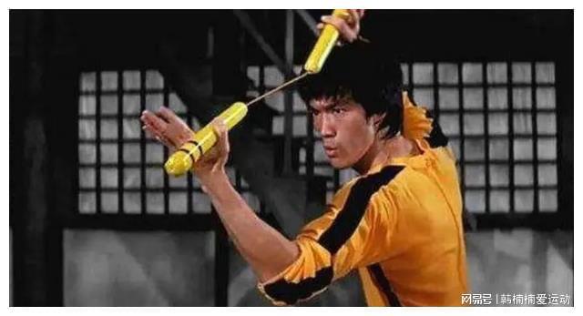 李小龙对中华武术的贡献_李小龙与中国武术精神_李小龙与中国武术的结合