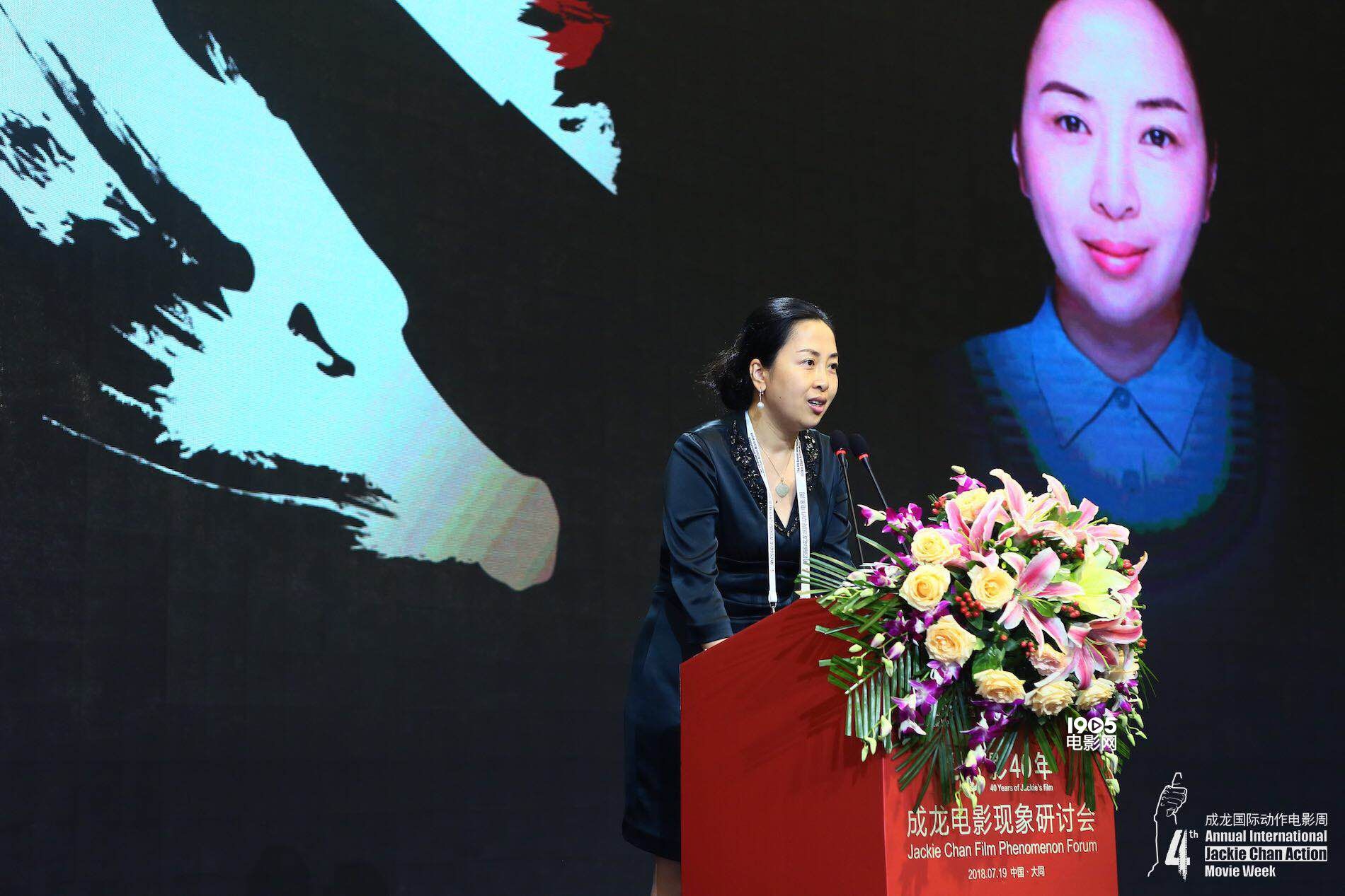 成龙的个人魅力与荧幕形象_成龙的魅力_成龙的角色