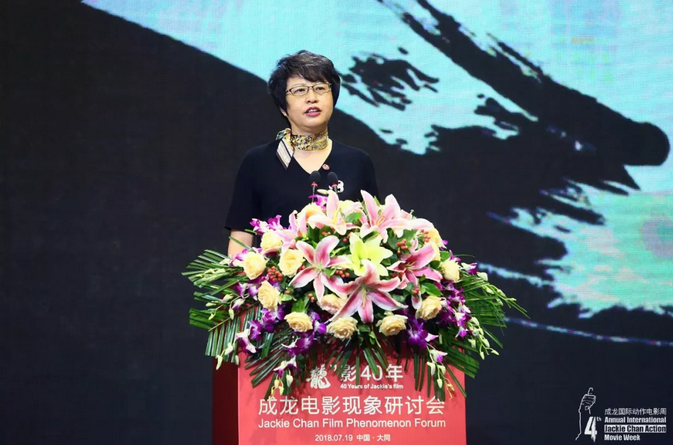 成龙的个人魅力与荧幕形象_成龙的魅力_成龙的角色