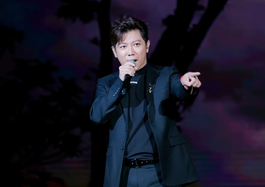 华晨宇的歌曲正能量，成为年轻人的精神寄托_华晨宇的歌曲正能量，成为年轻人的精神寄托_华晨宇的歌曲正能量，成为年轻人的精神寄托