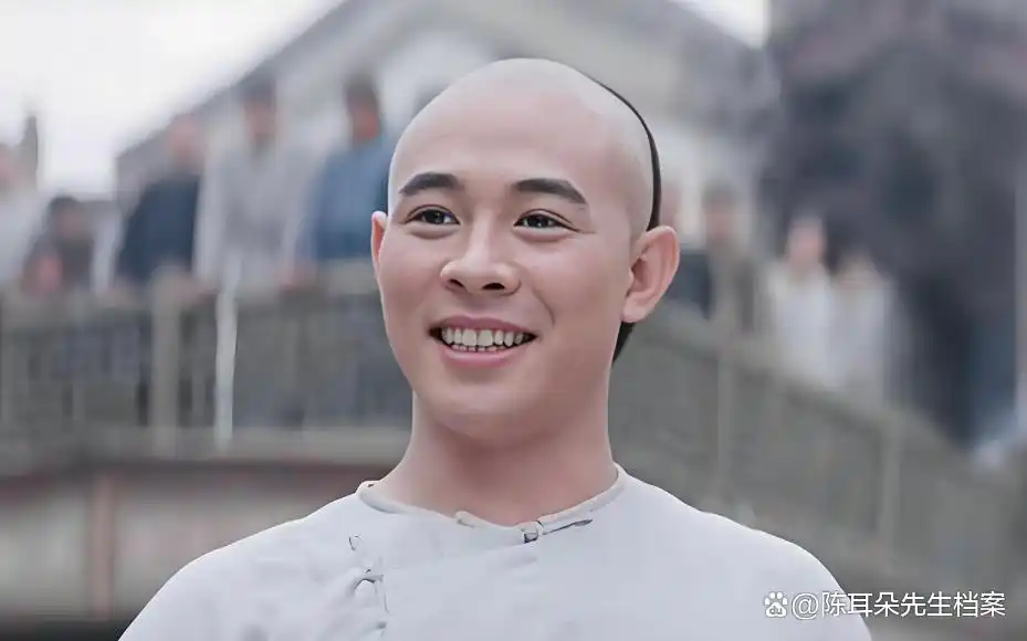 李连杰电影系列经典_李连杰与导演的合作经典_李连杰指导的电影