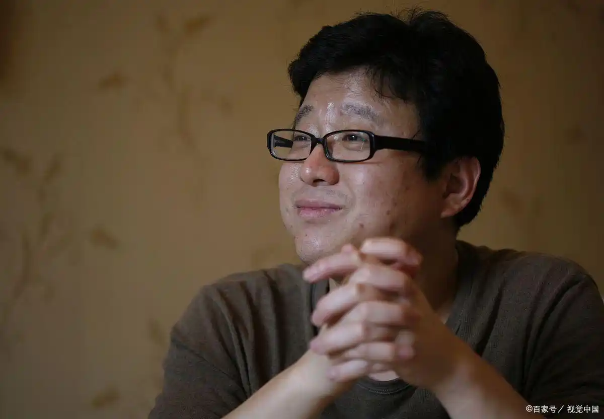 短期战略和长期战略_黄峥的长期战略与短期目标_短期战略目标怎么写