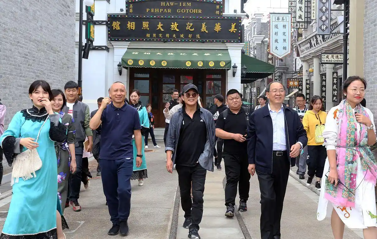 李连杰指导的电影_李连杰导演经典合作电影_李连杰与导演的合作经典