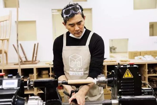 被兰博基尼吸引的那些名人故事_兰博基尼的励志故事_关于兰博基尼的故事