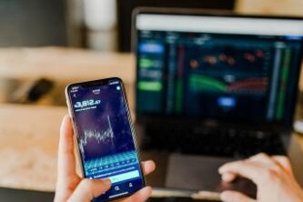 加密钱包app_如何通过Trust钱包安卓下载获取最新的加密市场动态，做出明智决策！_加密钱包推荐