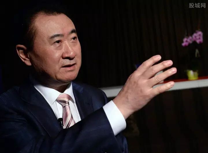 王健林谈投资_王健林的财富管理与投资智慧_王健林财富2020