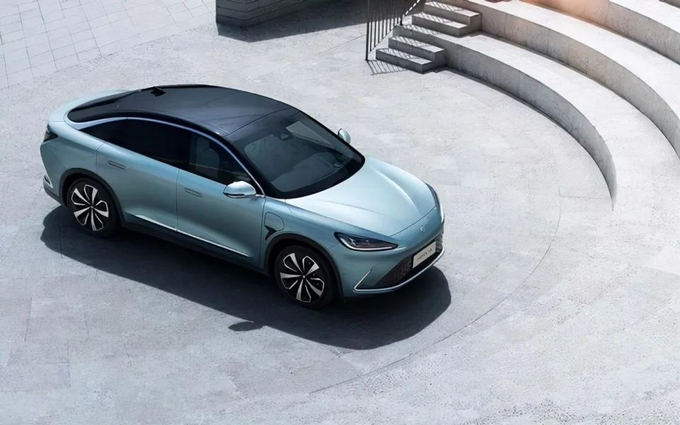 小米汽车suv_小米汽车车型_续航新标杆：小米汽车SU7 Max测评