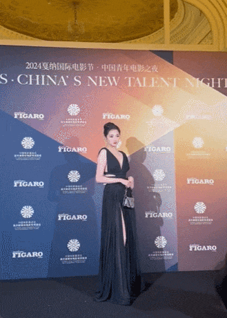 巩俐的时尚风格与红毯造型_巩俐红毯图片_巩俐戛纳红毯造型