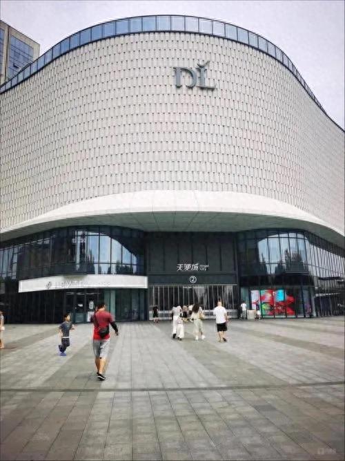 胖东来：基于质量的品牌建设_胖东来综合生产基地负责人_胖东来设计