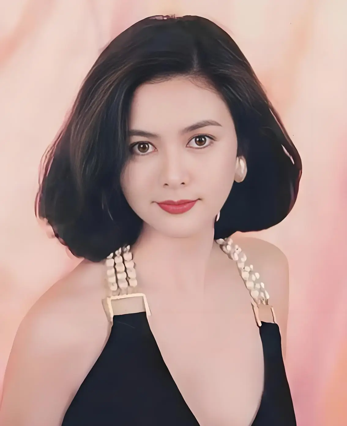 张柏芝：华语影坛的永恒女神_张柏芝：华语影坛的永恒女神_张柏芝：华语影坛的永恒女神